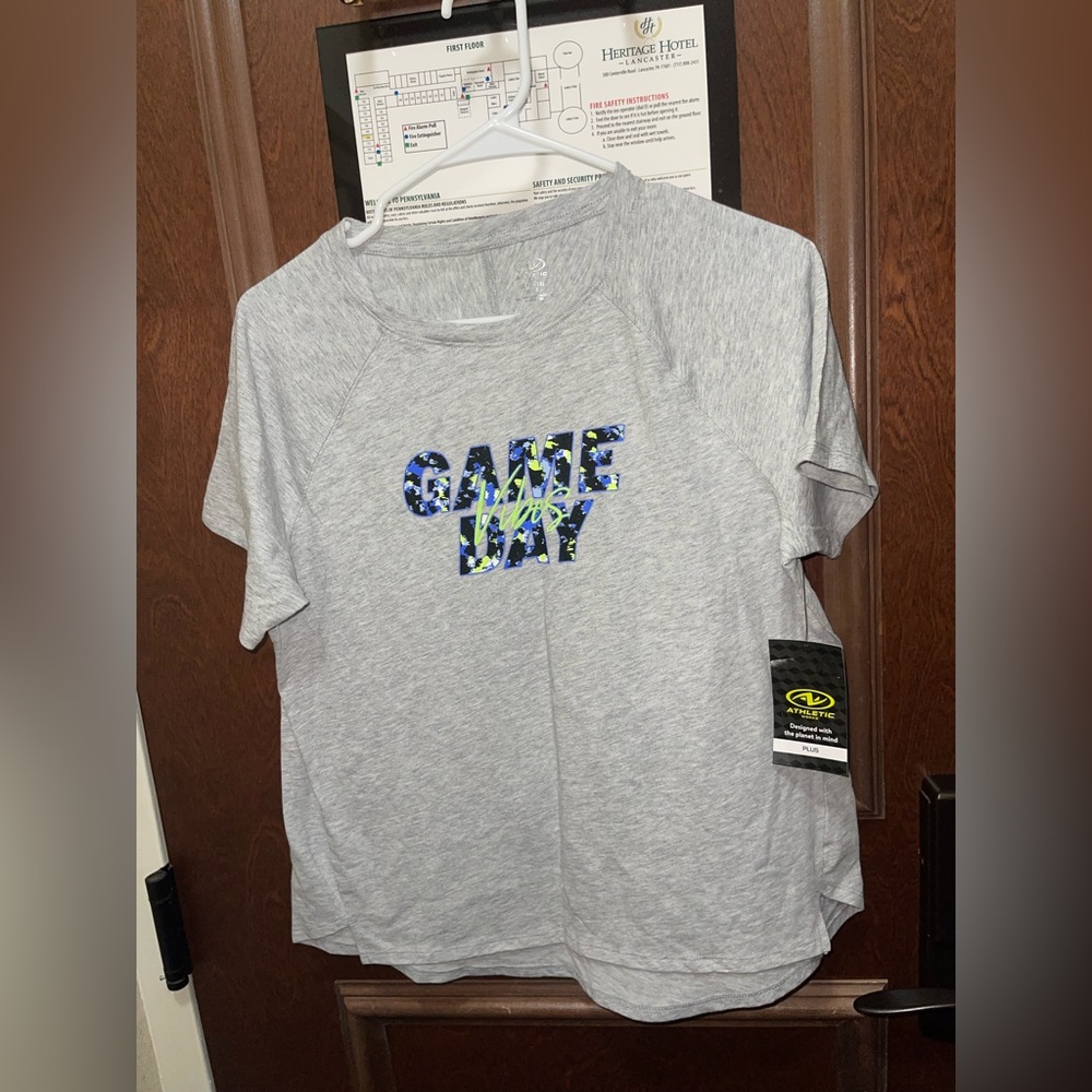 NWT Gray Game Day Vibes T-Shirt Sz XL 14/16